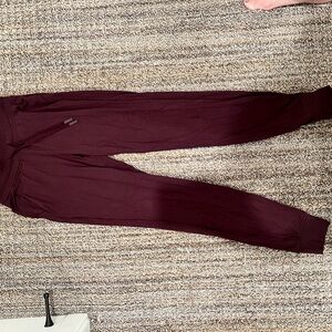 Lulu lemon maroon joggers